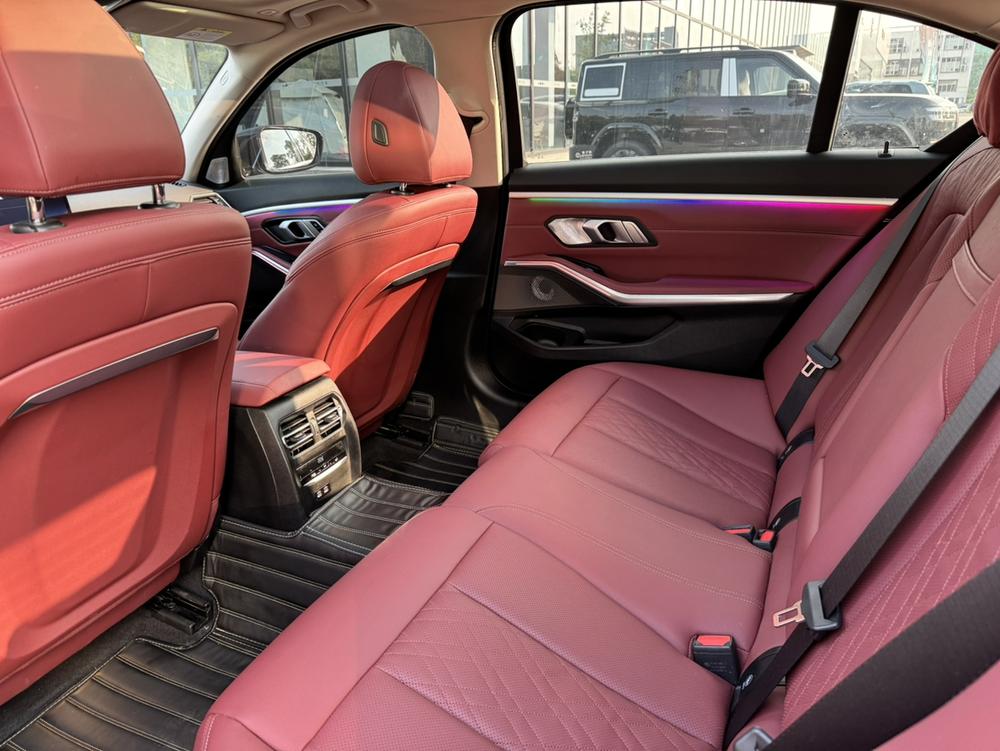 BMW 3 Series 2024 image de voiture #14