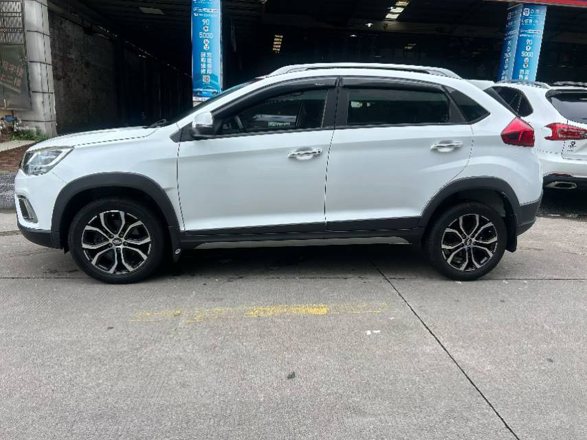 Chery Tiggo 3x 2019 immagine di auto #4