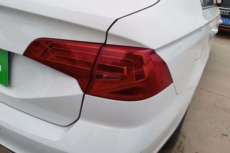 Volkswagen Bora 2023 car image #8