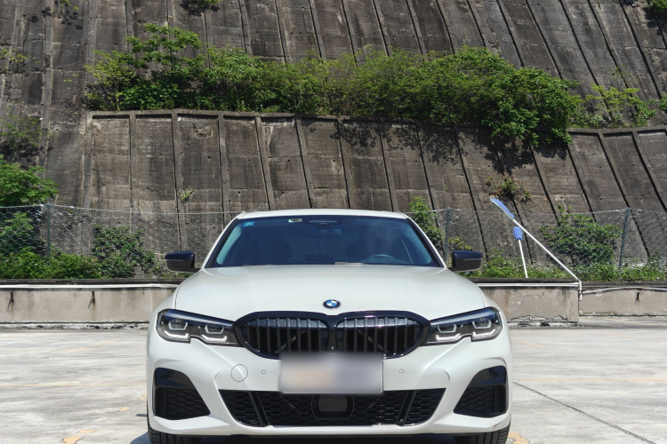 BMW 3 Series 2020 car image #3