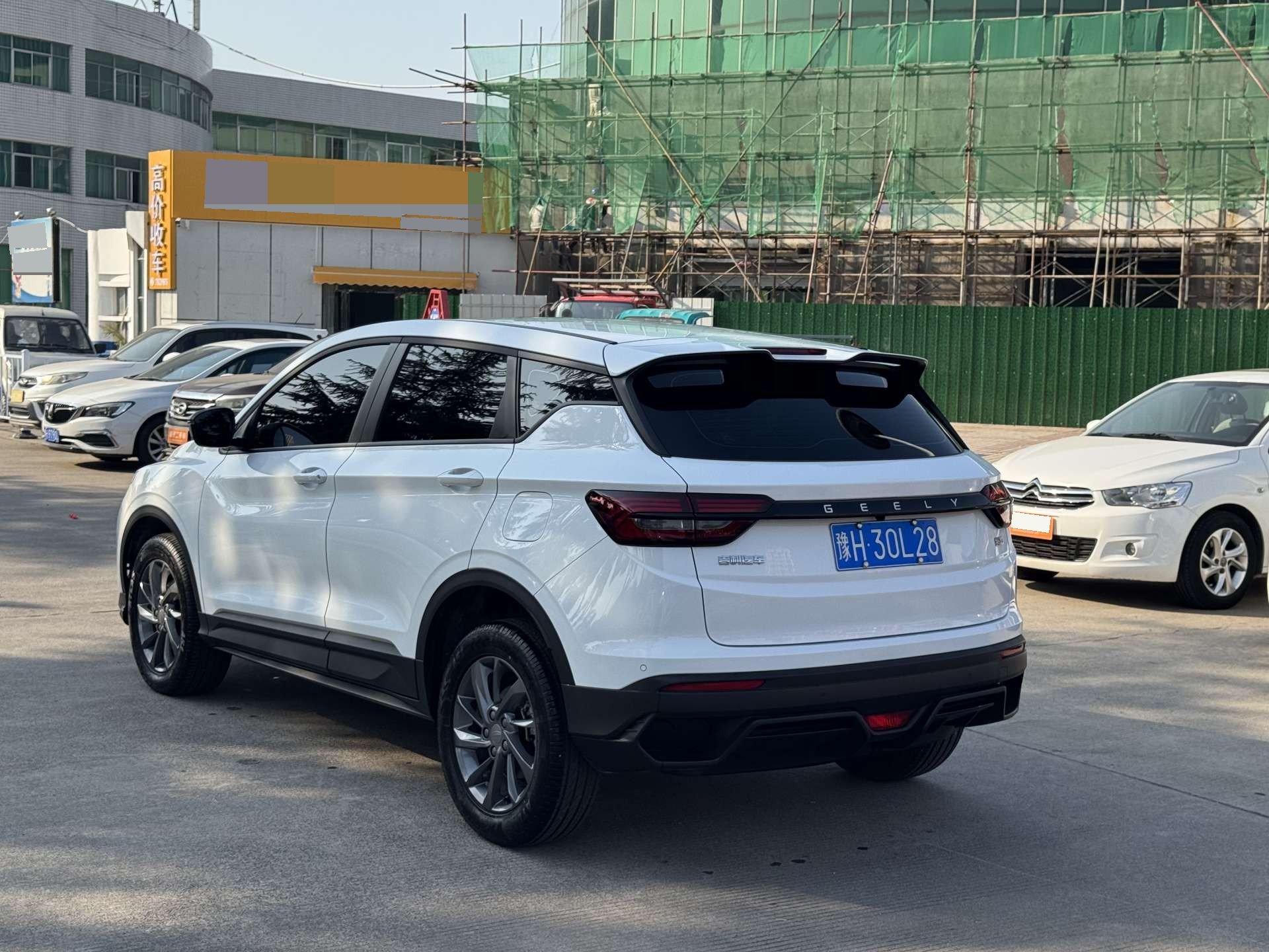 GEELY Coolray 2026 car image #8