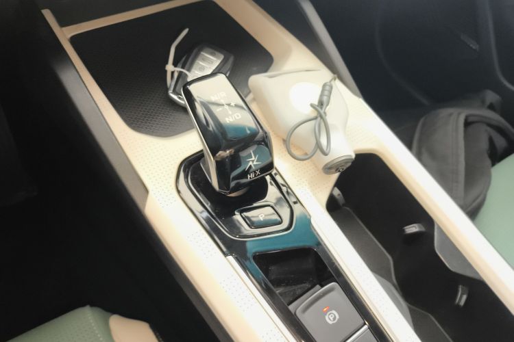 GEELY Emgrand L HiP 2022 изображение автомобиля #14