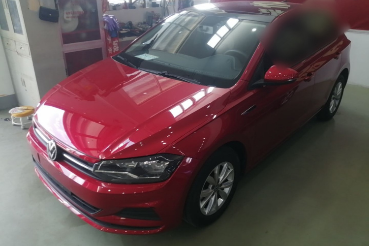 Volkswagen Polo 2023 car image #2