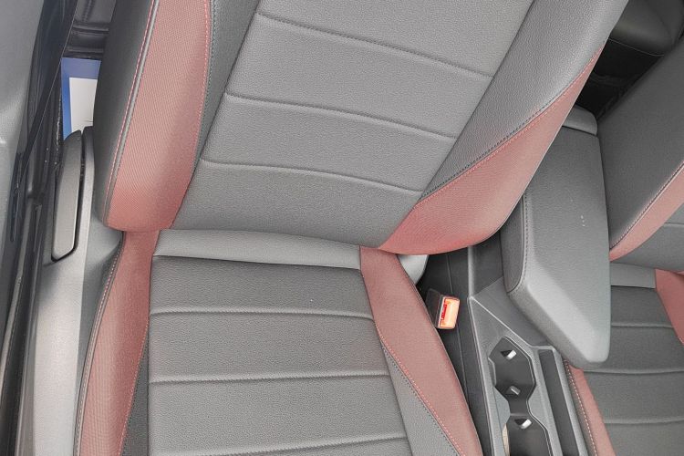 Volkswagen Bora 2021 car image #20