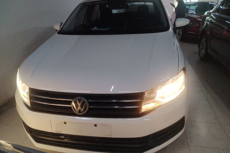 Volkswagen Santana 2019 صورة سيارة #3