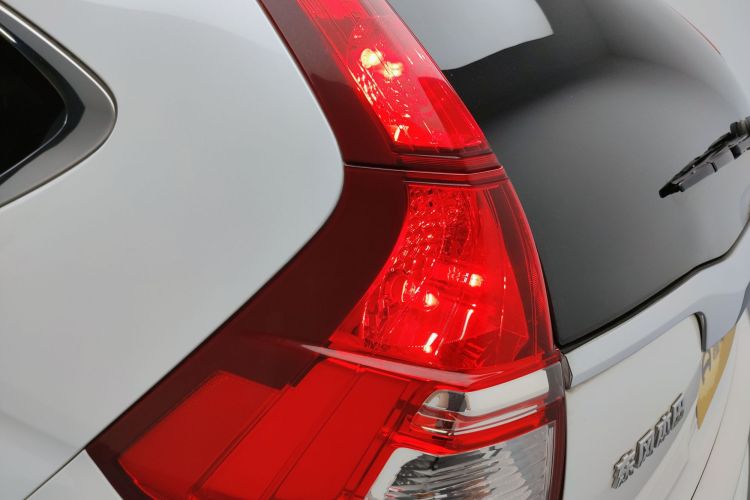 Honda CR-V 2016 immagine di auto #11