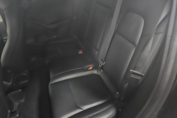 Tesla Model Y 2024 #17 Tesla Model Y 2024 car image #17