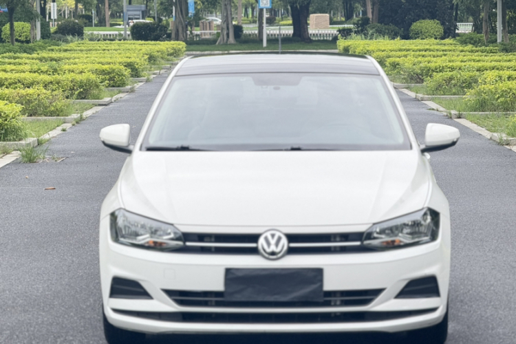 Volkswagen Polo 2019 #4 Volkswagen Polo 2019 car image #4