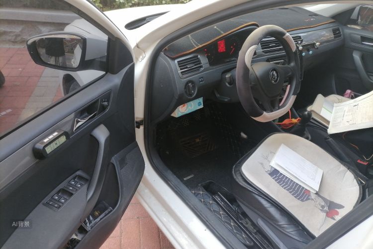Volkswagen Santana 2018 car image #18