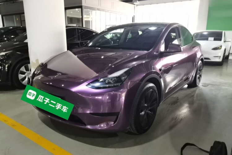 Tesla Model Y 2024 #2 Tesla Model Y 2024 car image #2