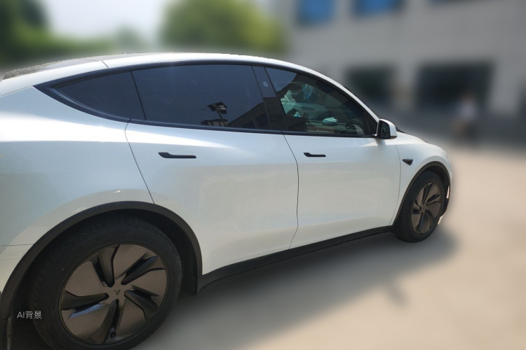 Tesla Model Y 2025 #7 Tesla Model Y 2025 car image #7