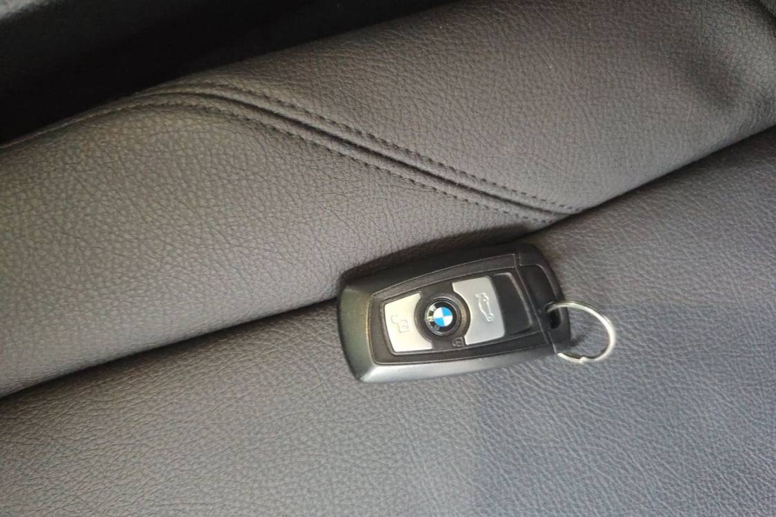 BMW 3 Series 2015 car image #28