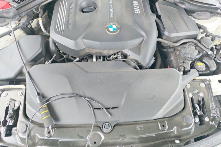 BMW 3 Series 2017 #22 BMW 3 Series 2017 car image #22
