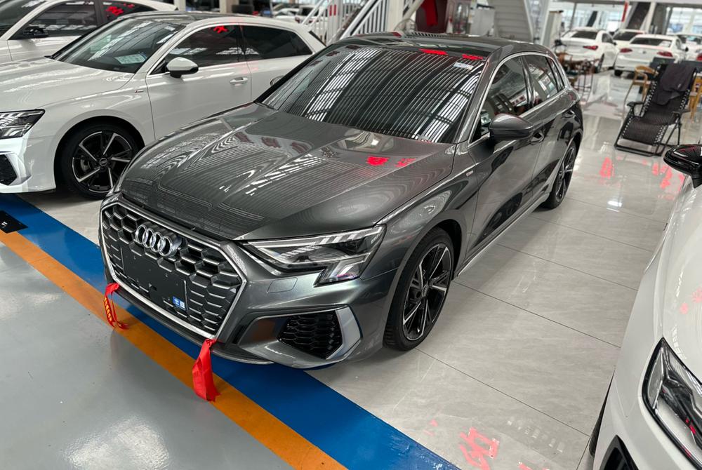 Audi A3 2024 صورة سيارة 