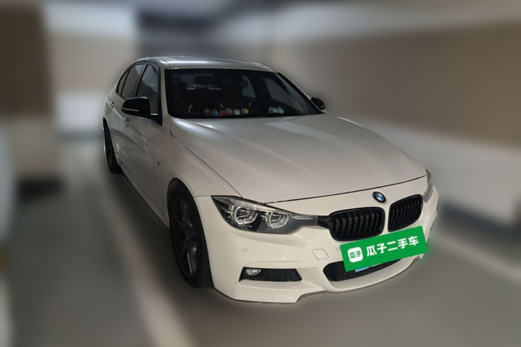 BMW 3 Series 2018 #4 BMW 3 Series 2018 car image #4