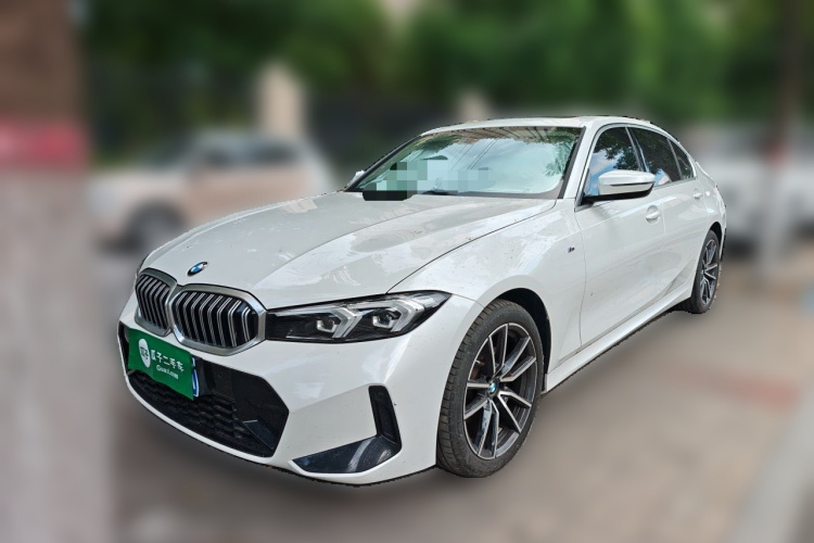 BMW 3 Series 2023 car image #2