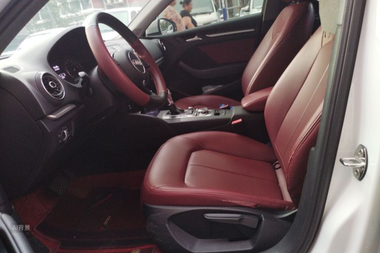 Audi A3 2018 car image #17