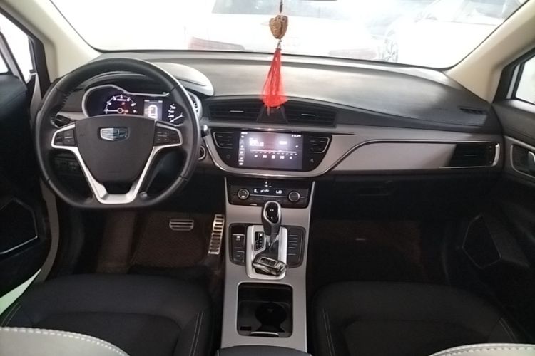 GEELY Emgrand GS 2018 car image #10