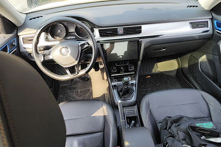 Volkswagen Bora 2016 imagem de carro #11
