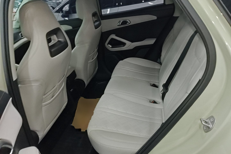 BYD YuanUP 2024 car image #17
