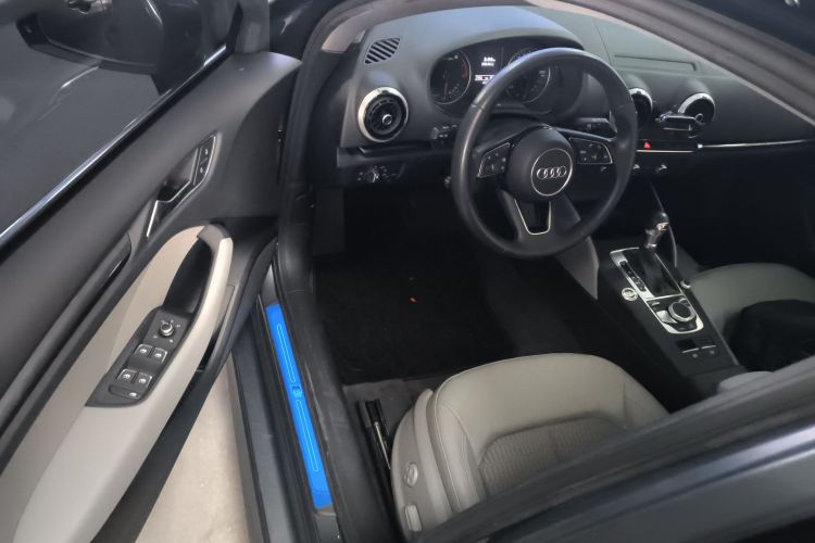 Audi A3 2020 immagine di auto #12