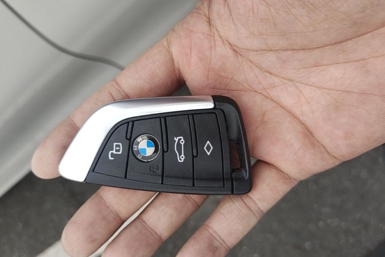 BMW 3 Series 2021 #9 BMW 3 Series 2021 car image #9