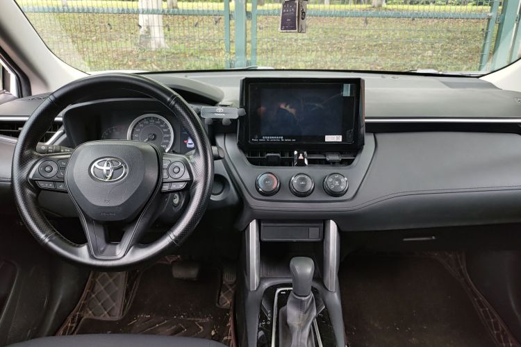 Toyota Corolla Cross 2023 car image #10
