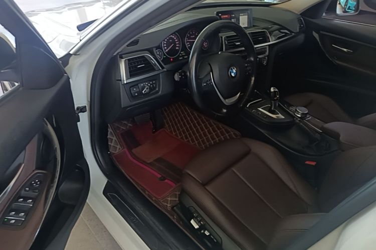 BMW 3 Series 2019 #15 BMW 3 Series 2019 immagine di auto #15