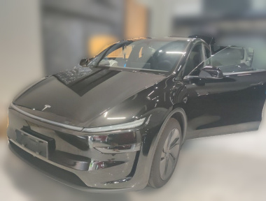 Tesla Model Y 2026 Tesla Model Y 2026 immagine di auto