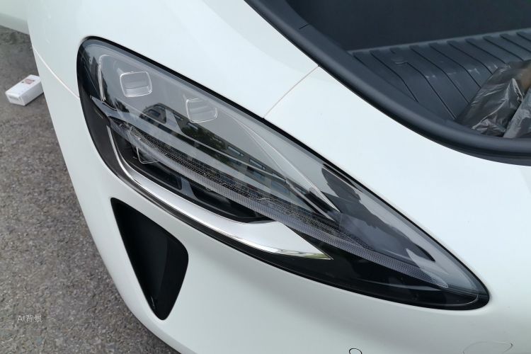 MI SU7 2025 car image #8
