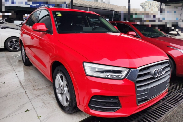 Audi Q3 2018 car image #4