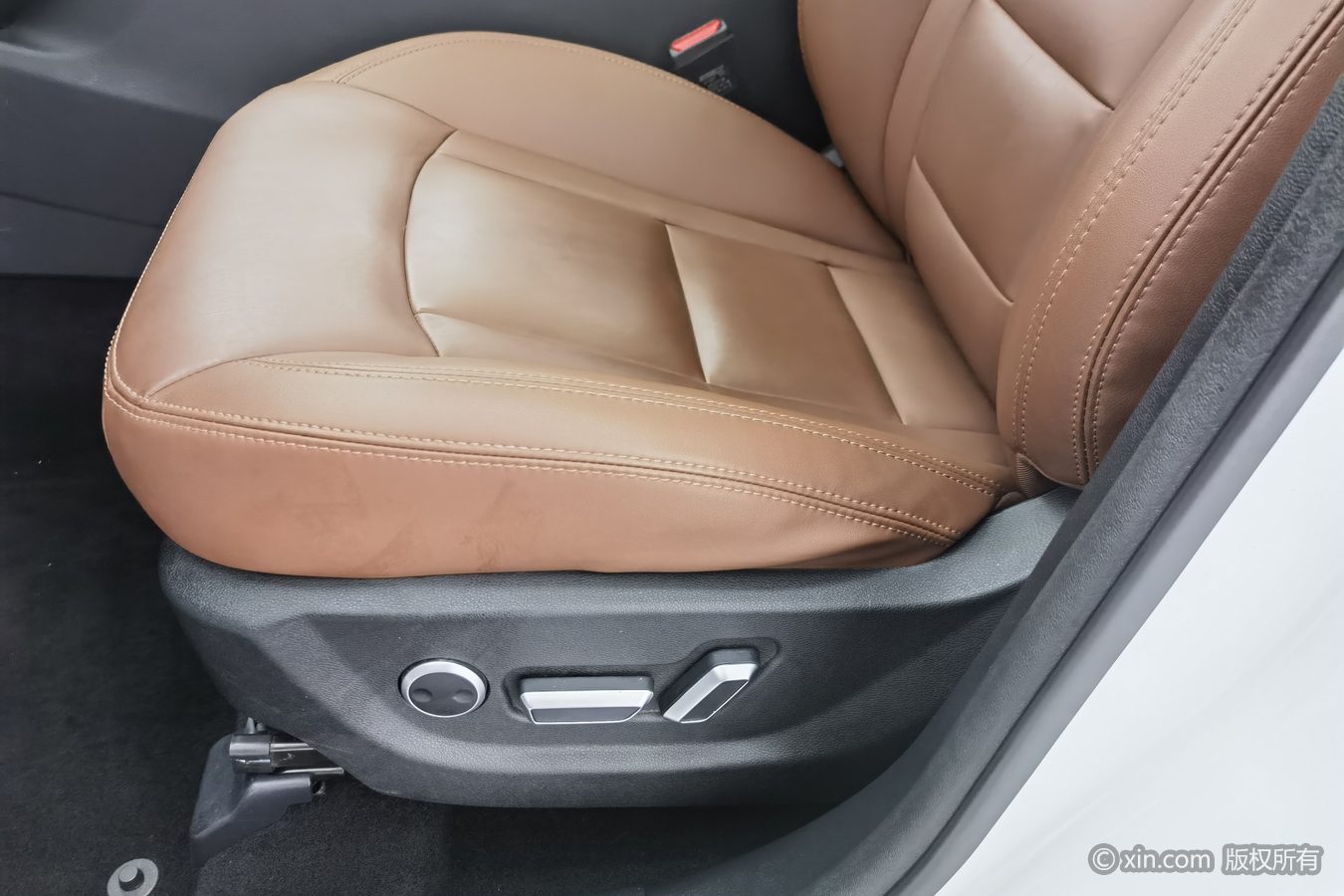 GEELY Boyue 2018 image de voiture #21