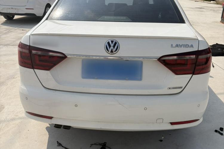 Volkswagen Lavida 2014 #3 Volkswagen Lavida 2014 car image #3