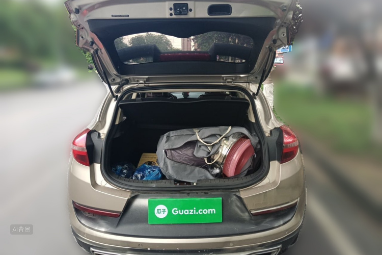 GEELY Emgrand GS 2018 car image #21