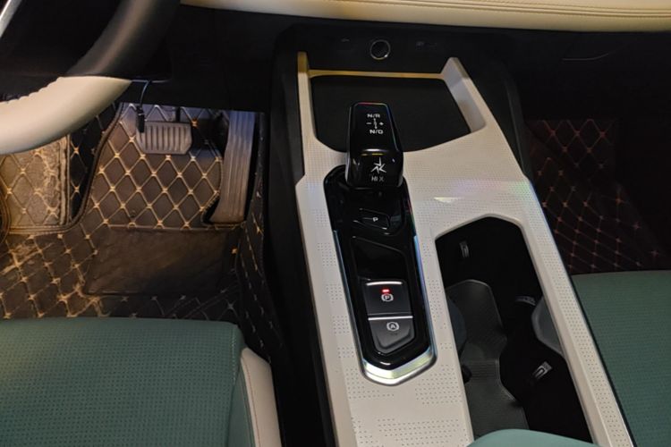 GEELY Emgrand L HiP 2022 #14 GEELY Emgrand L HiP 2022 car image #14