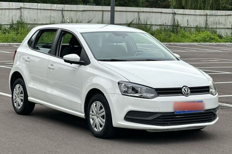 Volkswagen Polo 2018 car image #3