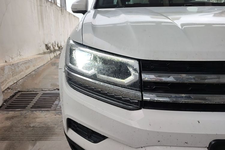 Volkswagen Tharu 2019 car image #8