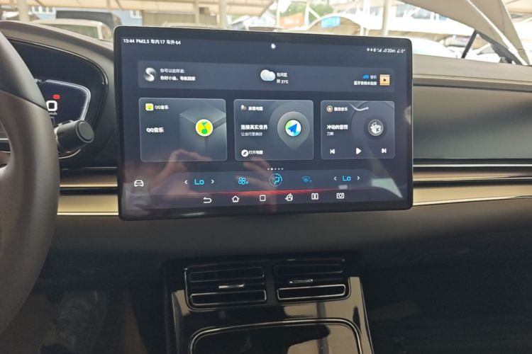 BYD Han 2021 car image #17