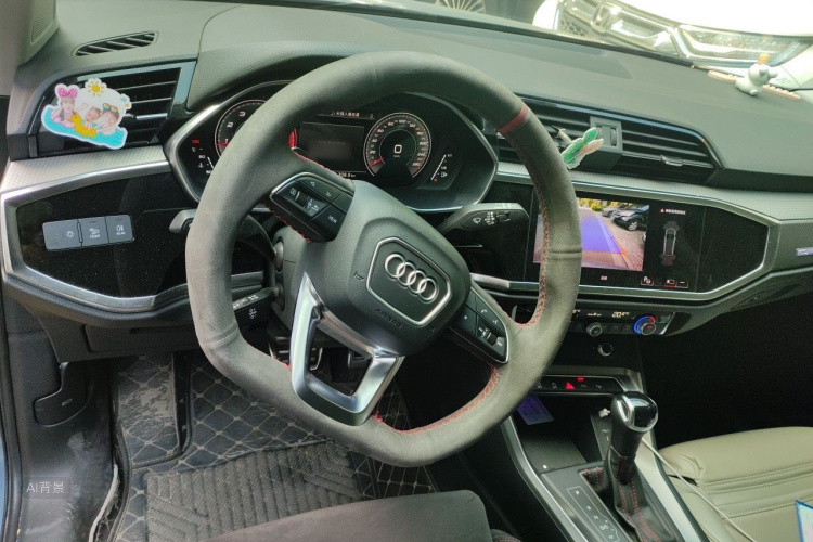 Audi Q3 2022 car image #12