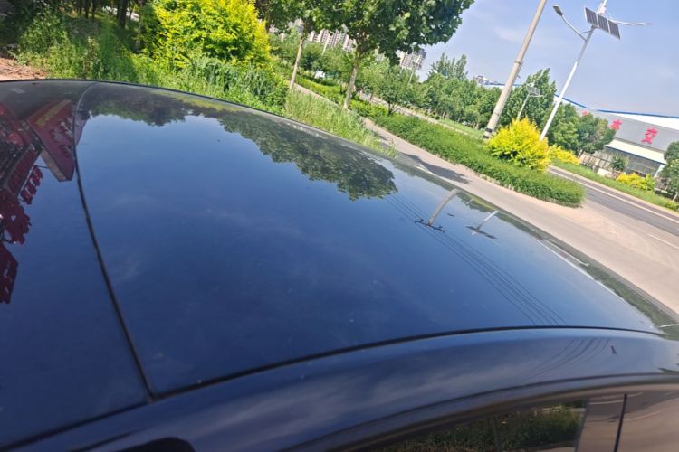 Tesla Model Y 2022 car image #25
