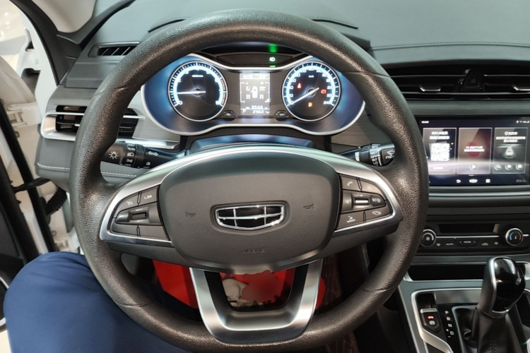 GEELY Emgrand 2021 #11 GEELY Emgrand 2021 car image #11