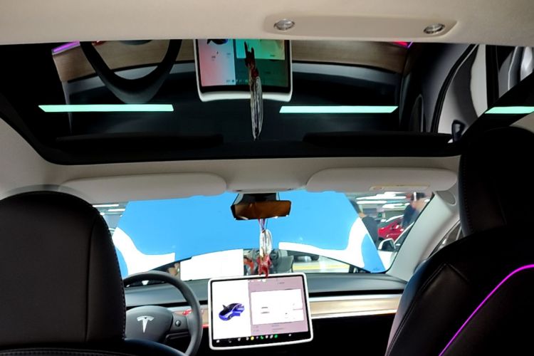 Tesla Model 3 2023 #17 Tesla Model 3 2023 car image #17