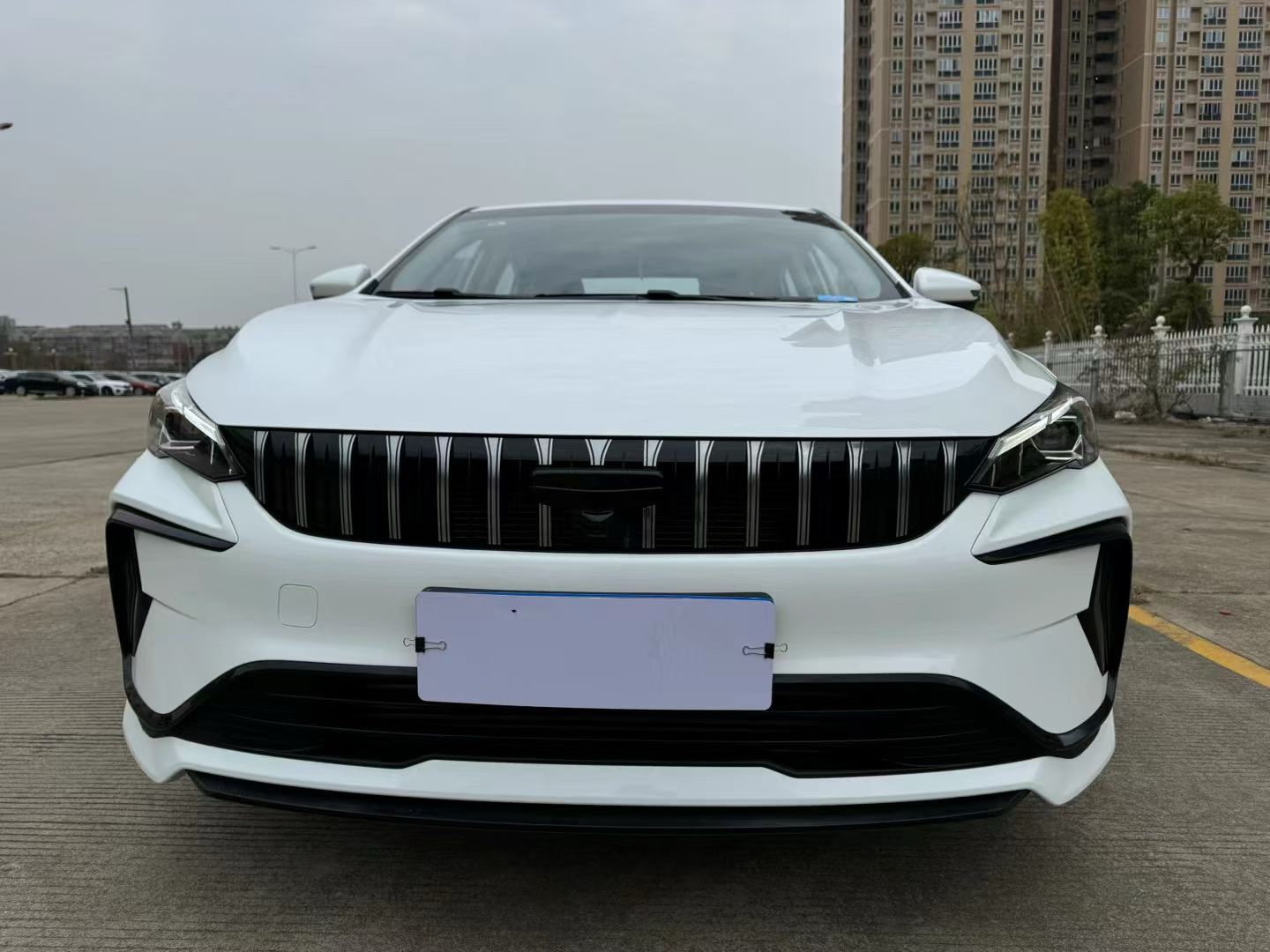 GEELY Binray 2023 car image #2