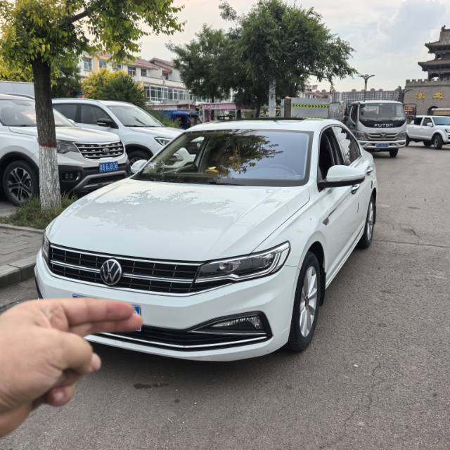 Volkswagen Bora 2021 car image 