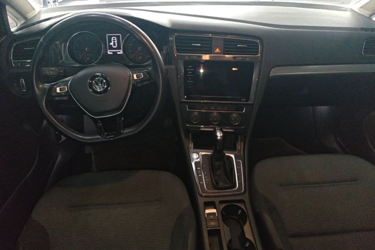 Volkswagen Golf 2020 #10 Volkswagen Golf 2020 صورة سيارة #10