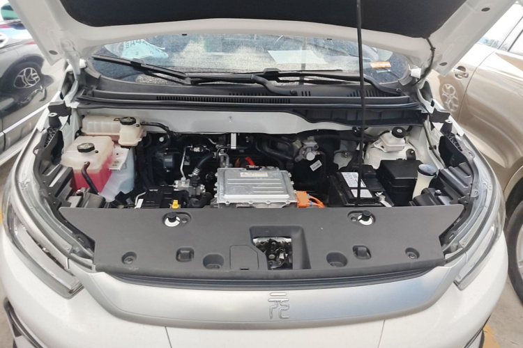 BYD Yuan Pro 2021 immagine di auto #20