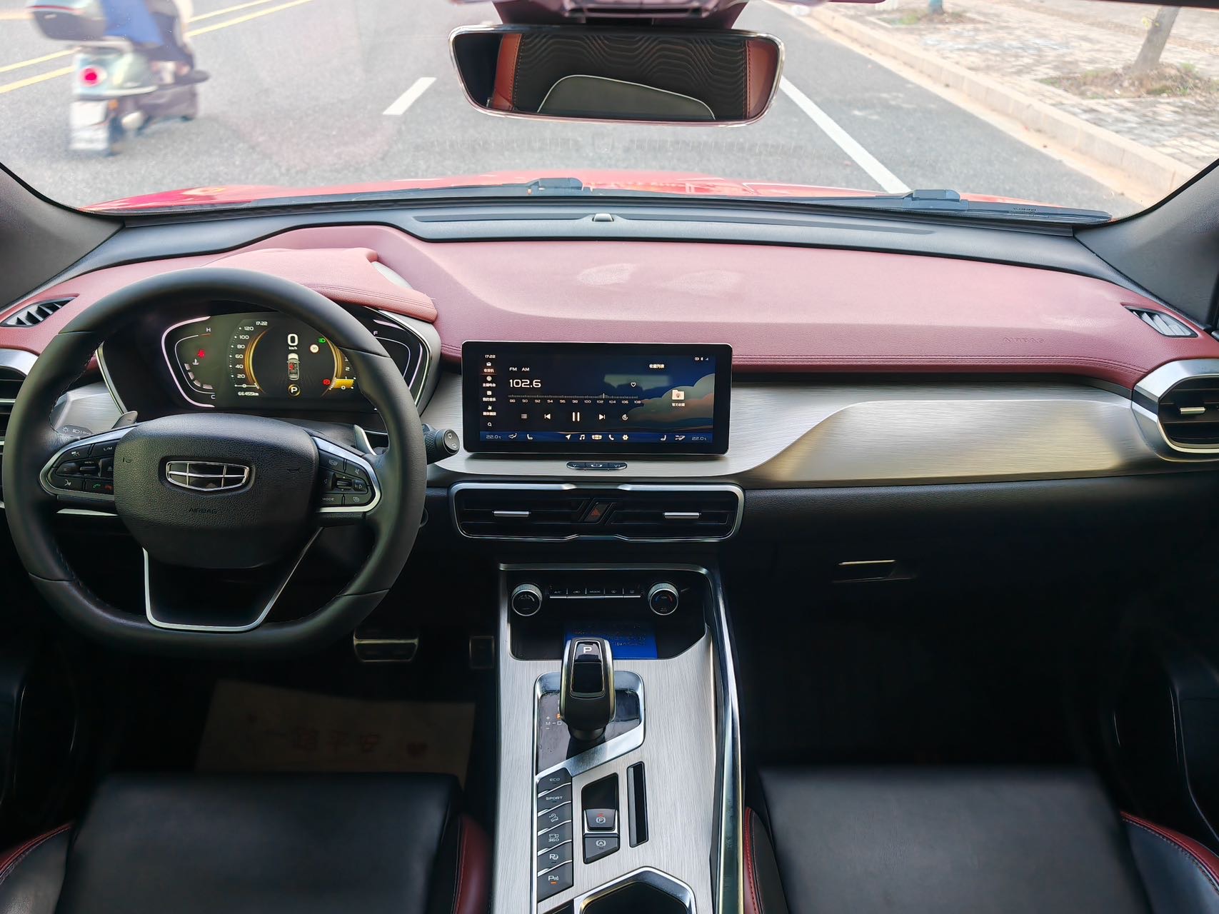 GEELY Coolray 2019 #8 GEELY Coolray 2019 car image #8