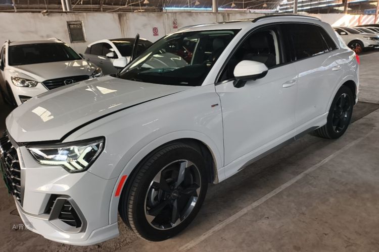 Audi Q3 2019 #2 Audi Q3 2019 car image #2