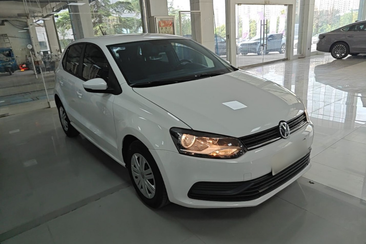 Volkswagen Polo 2019 car image #4