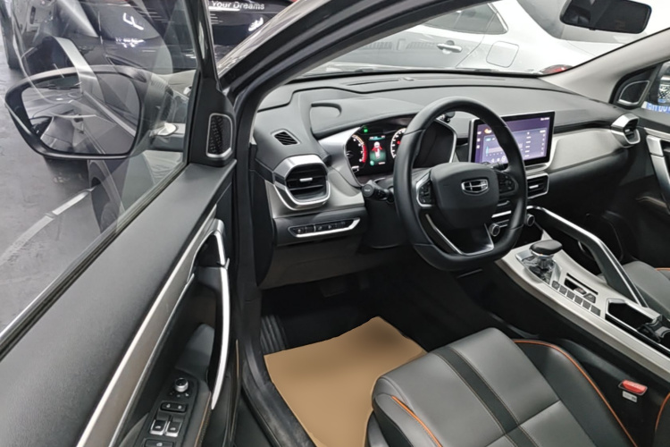 GEELY Coolray 2024 #12 GEELY Coolray 2024 car image #12
